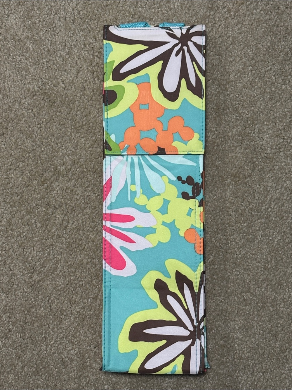 thirty-one Daisy Craze perfect bottle thermal carrier.